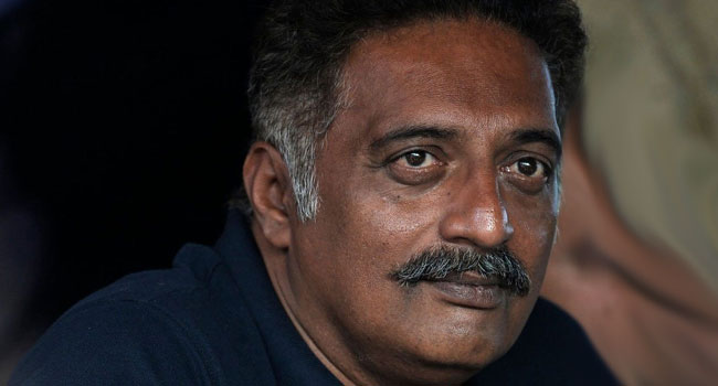 ‘జెండా’ ఎగరేస్తాం.. : ప్రకాష్ రాజ్ ట్వీట్ వైరల్