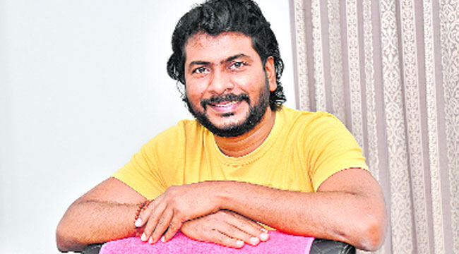 పదేళ్లకు సరిపడా కథలున్నాయి!