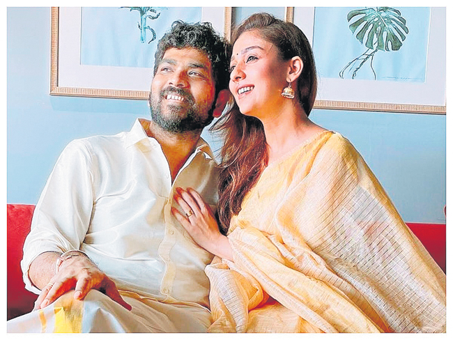 సొంతింటికి ప్రేమజంట