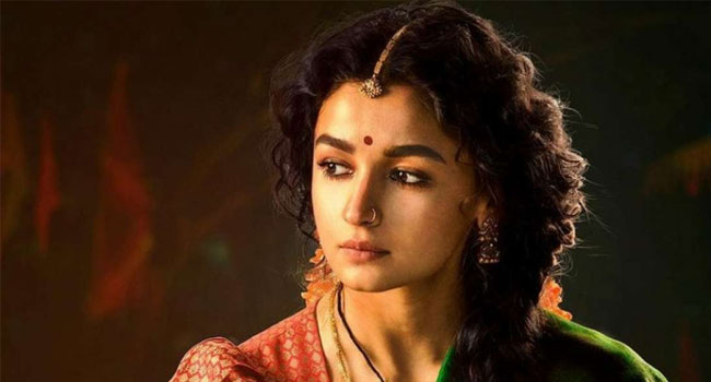 'ఆర్ఆర్ఆర్' సీత పాత్ర పెరుగుతోంది..!