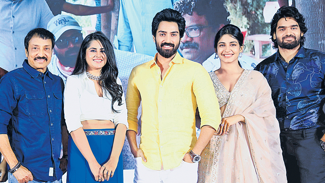 ప్రేక్షకుల్ని మెప్పించే మను చరిత్ర 