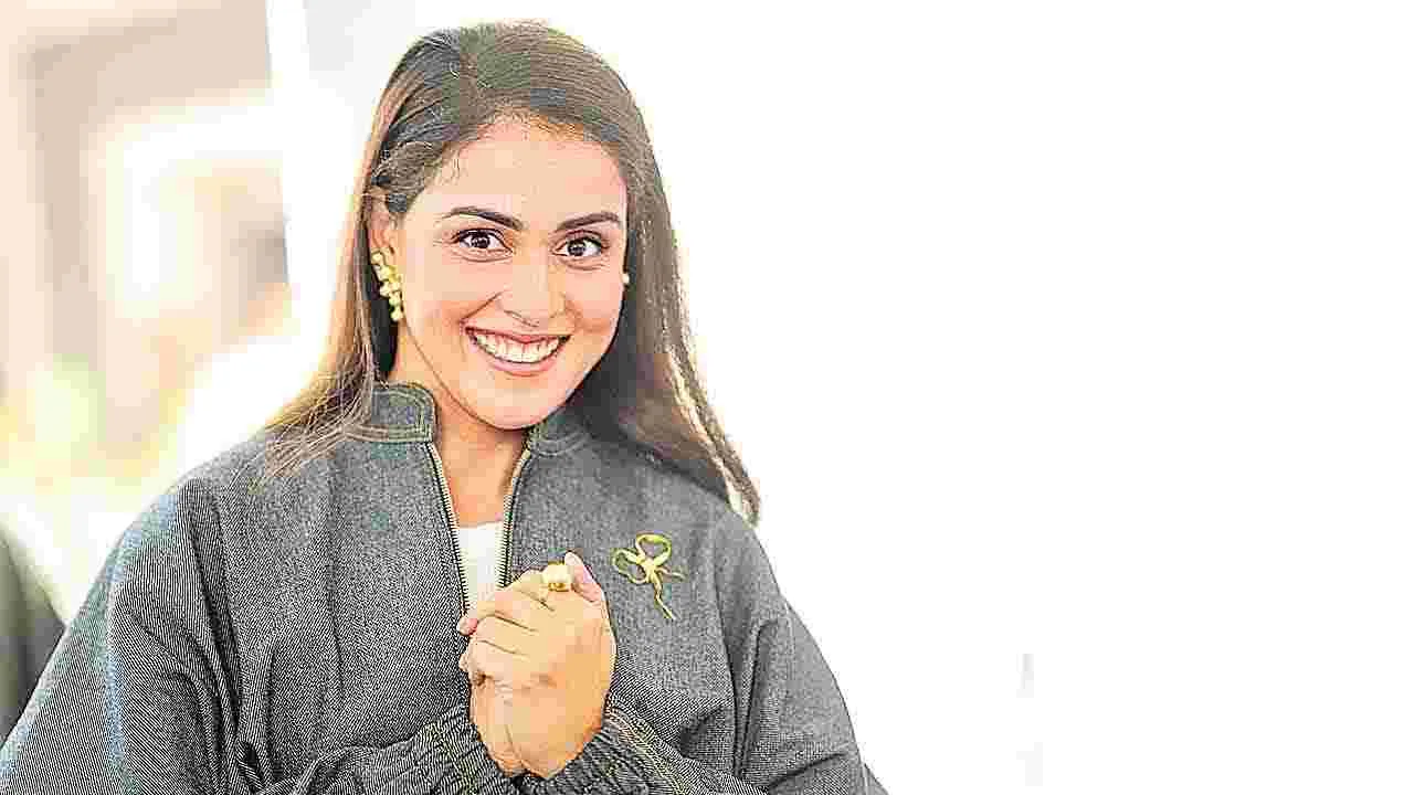 Genelias reflections: ప్రేక్షకుల స్పందన కోసం ఎదురుచూస్తున్నా