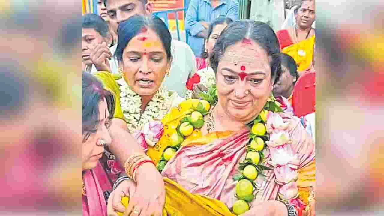 Nalini Bhikshatanam: భిక్షాటన చేసిన నటి నళిని