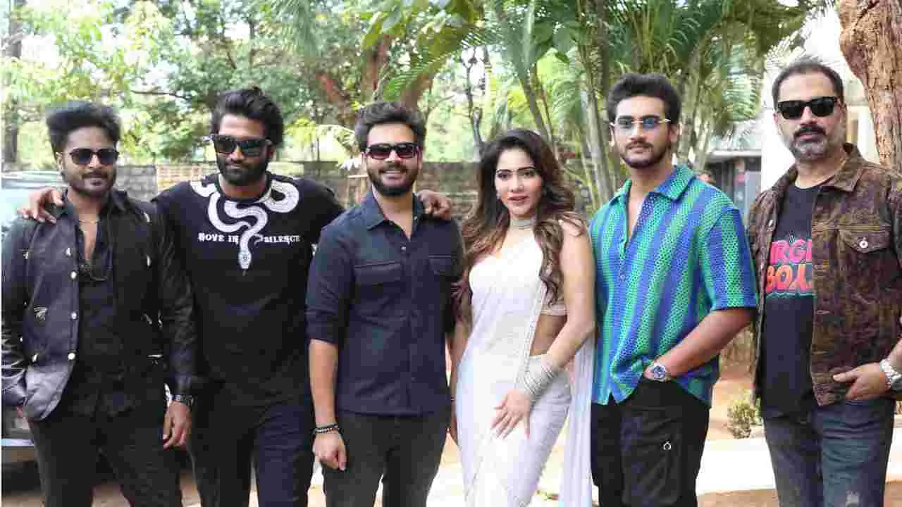 Virgin boys: టికెట్ కొట్టు - ఐఫోన్ పట్టు,వర్జిన్ బాయ్స్ ఆఫర్ 