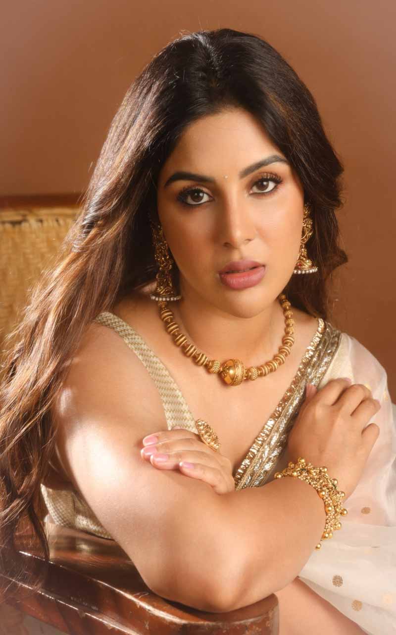Onam Celebrations: ఓనమ్ పండగ.. చీరల్లో మెరిసిపోతున్న హీరోయిన్స్