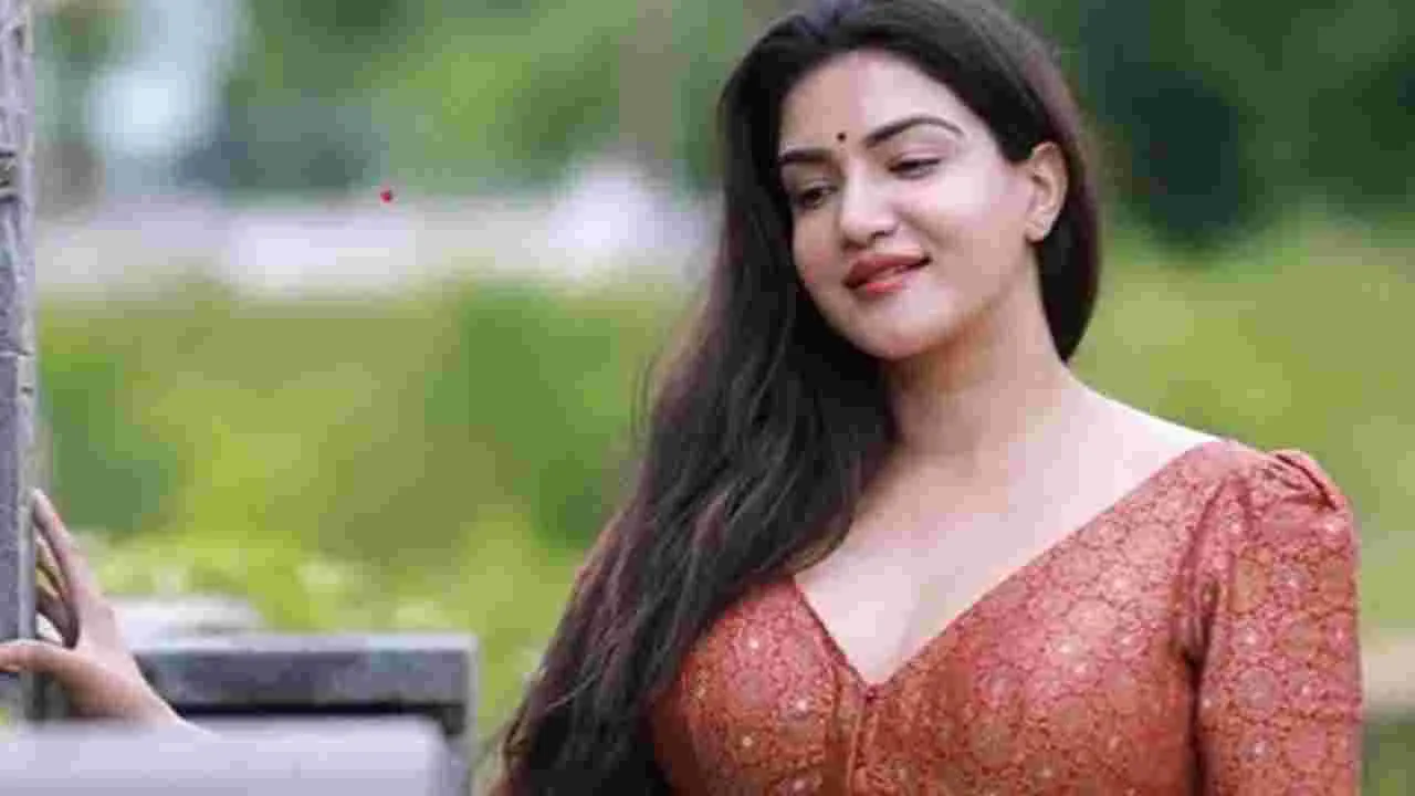 Honey Rose: హనీ రోజ్‌ పెద్ద సాహసమే ఇది 