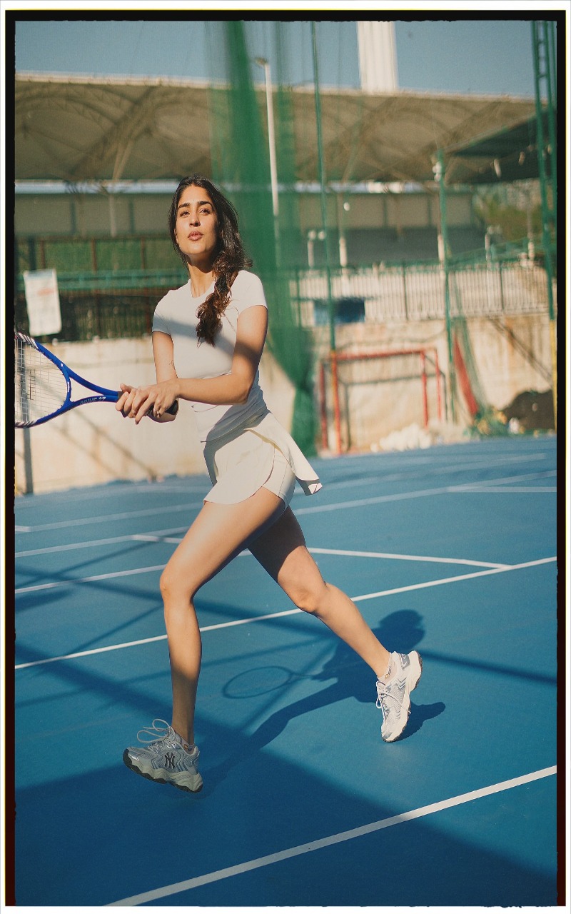 కె ర్యాంప్ బ్యూటీ.. అందాలతో ర్యాంప్ ఆడిస్తుందిగా