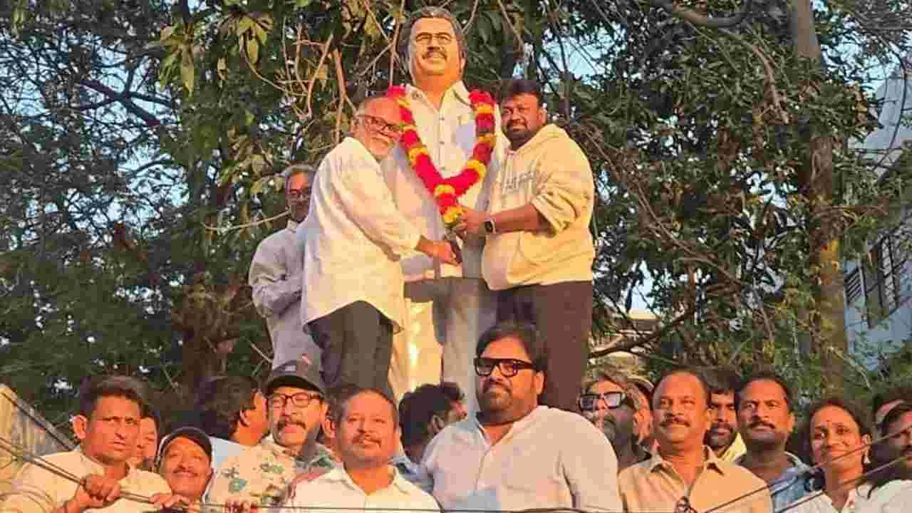 తమ్మారెడ్డి భరద్వాజ:  ఒకప్పుడు దర్శకుల సంఘం.. ఇండస్ట్రీని లీడ్ చేసేది 