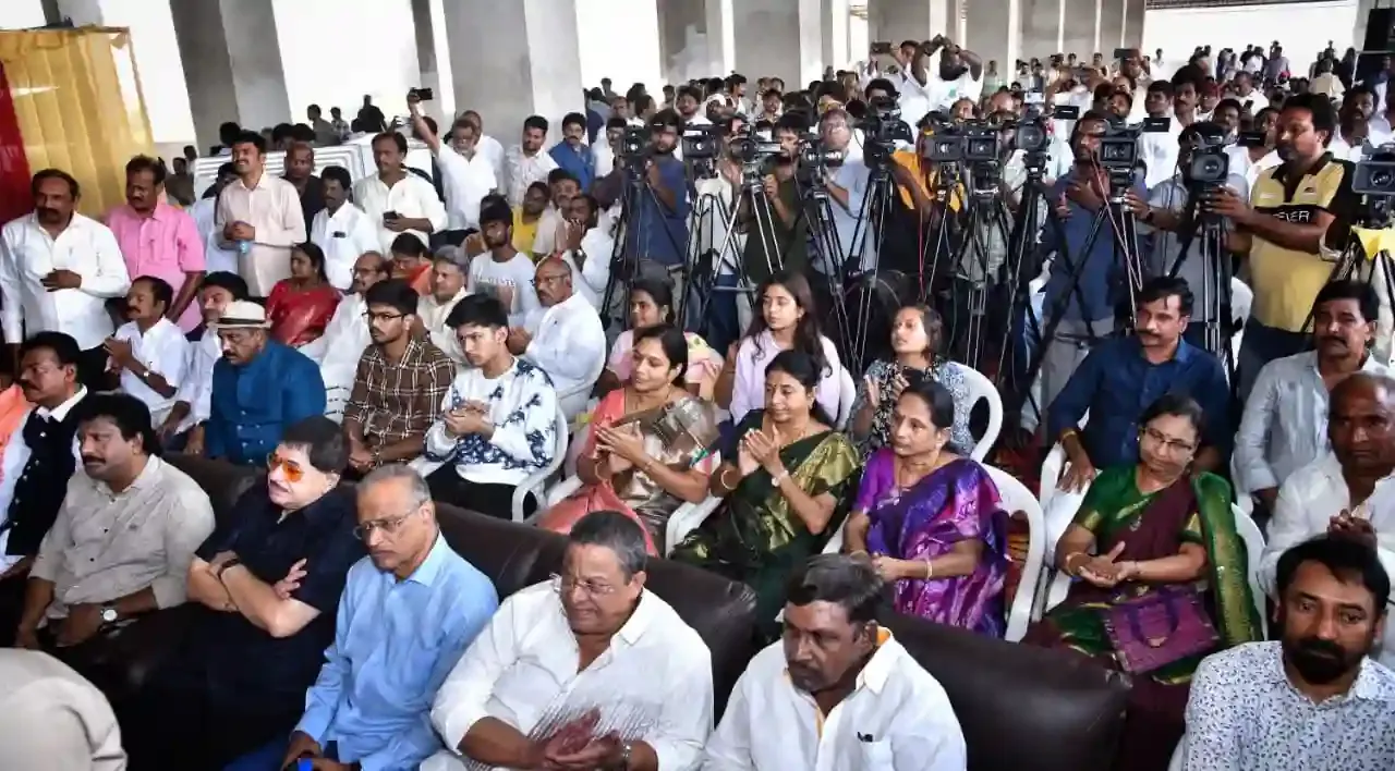 ఏపీ స్టేట్ ఫిల్మ్ టీవీ అండ్ థియేటర్ డెవలప్‌మెంట్ కార్పొరేషన్ నూతన కమిటీ ప్రమాణ స్వీకారోత్సవం