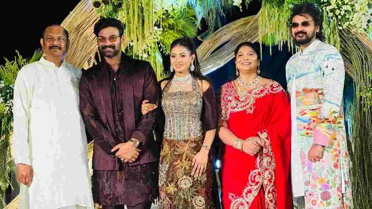 బెల్లంకొండ శ్రీనివాస్.. కావ్యారెడ్డి నిశ్చితార్థం.. ఫోటోలు వైరల్ 