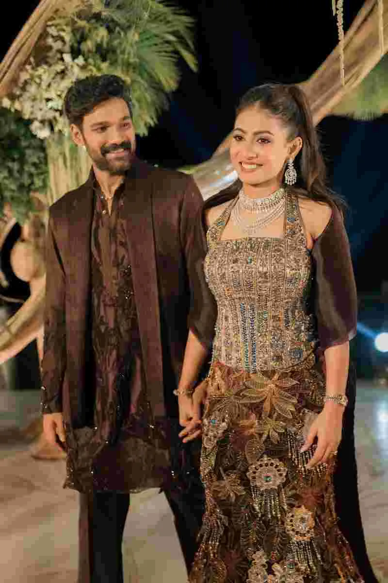 నిశ్చితార్థపు వేడుకలో బెల్లంకొండ సాయి శ్రీనివాస్, కావ్య రెడ్డి.. ఫొటోలు వైరల్