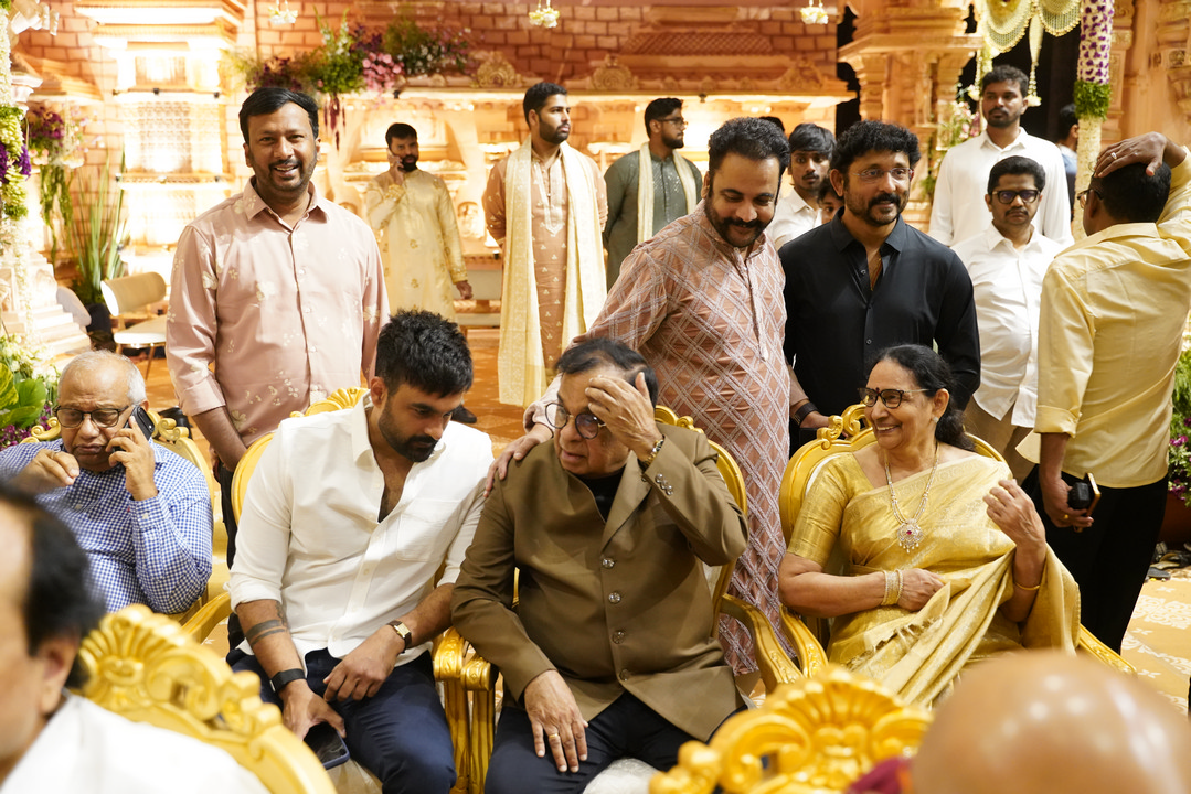 బండ్ల గణేష్ కుమార్తె పెళ్లి వేడుకలో సెలబ్రిటీలు