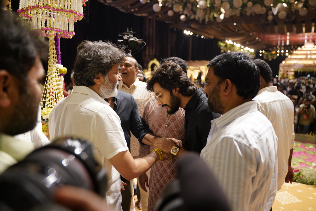 బండ్ల గణేష్ కుమార్తె పెళ్లి వేడుకలో సెలబ్రిటీలు