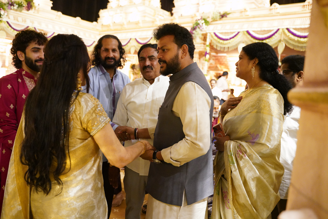 బండ్ల గణేష్ కుమార్తె పెళ్లి వేడుకలో సెలబ్రిటీలు