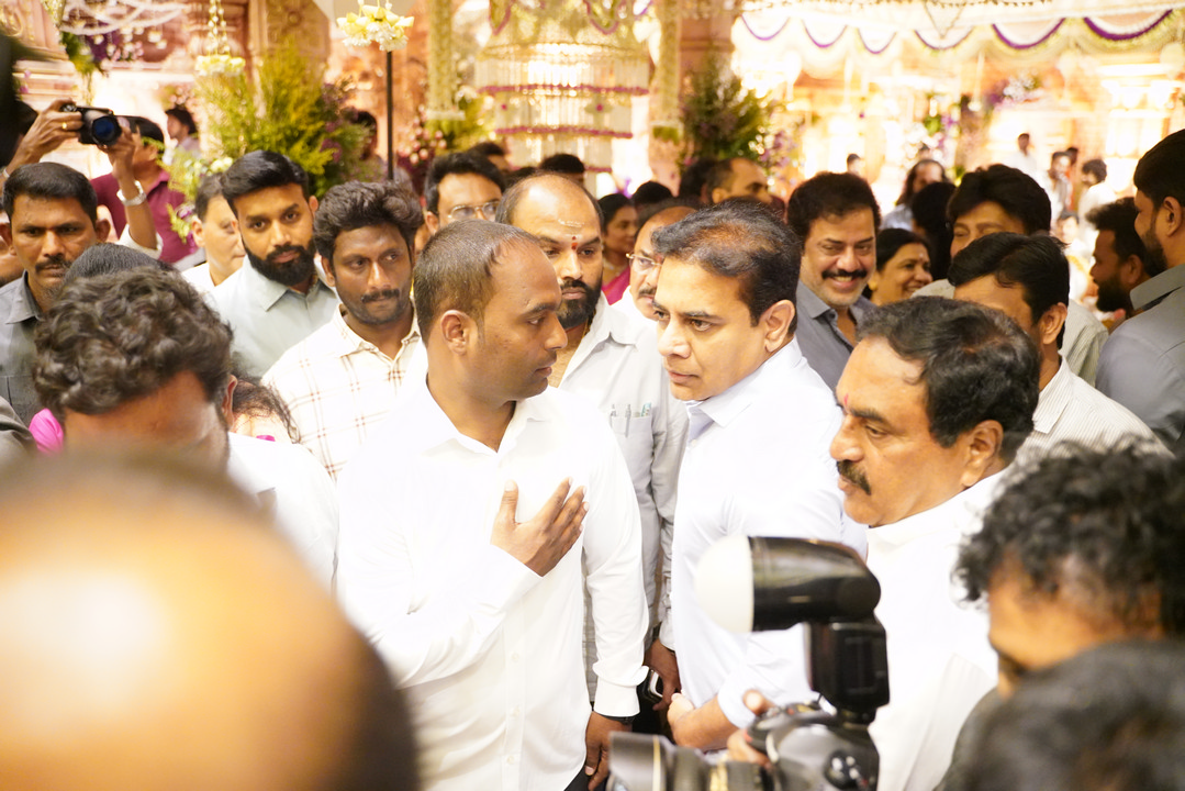 బండ్ల గణేష్ కుమార్తె పెళ్లి వేడుకలో సెలబ్రిటీలు