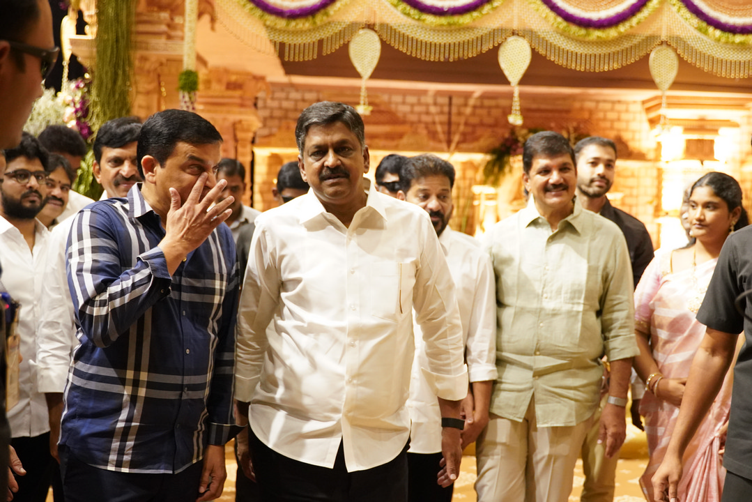 బండ్ల గణేష్ కుమార్తె పెళ్లి వేడుకలో సెలబ్రిటీలు