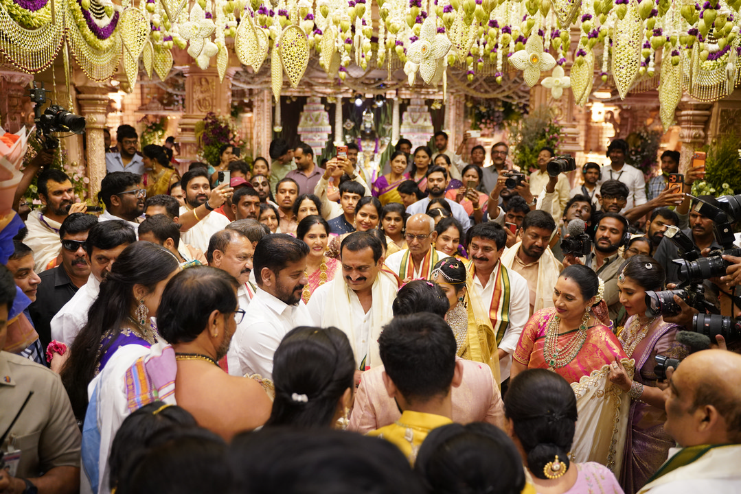 బండ్ల గణేష్ కుమార్తె పెళ్లి వేడుకలో సెలబ్రిటీలు