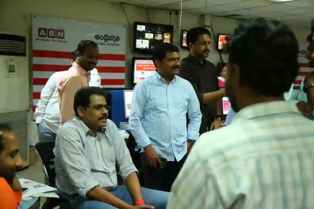 ‘లవ్ వైరస్’ షార్ట్ ఫిల్మ్ యూనిట్‌కు ప్రముఖుల అభినందనలు