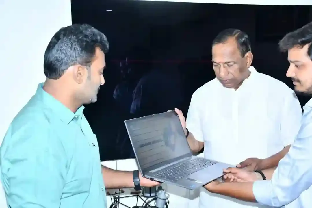 ‘లవ్ వైరస్’ షార్ట్ ఫిల్మ్ యూనిట్‌కు ప్రముఖుల అభినందనలు
