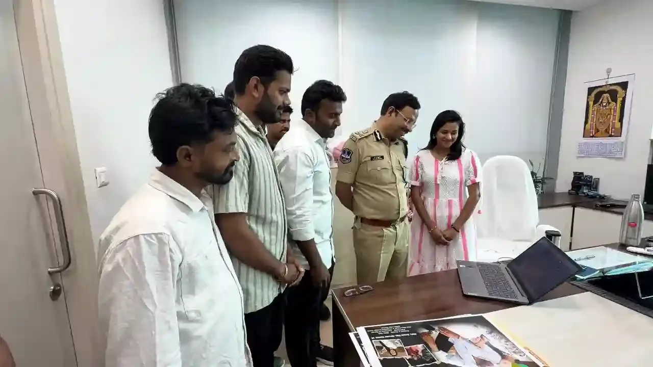 ‘లవ్ వైరస్’ షార్ట్ ఫిల్మ్ యూనిట్‌కు ప్రముఖుల అభినందనలు