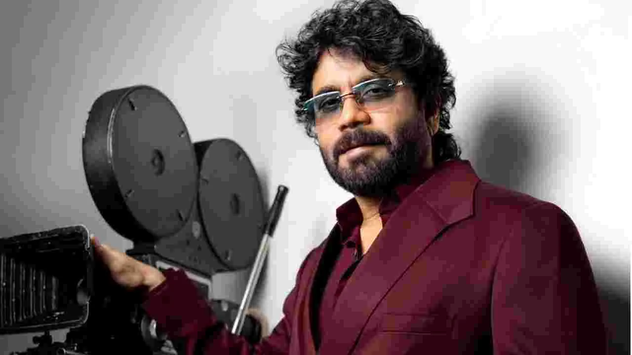 నాగార్జున 100: నాగ్‌ సరసన హీరోయిన్లు ఎవరంటే.. 