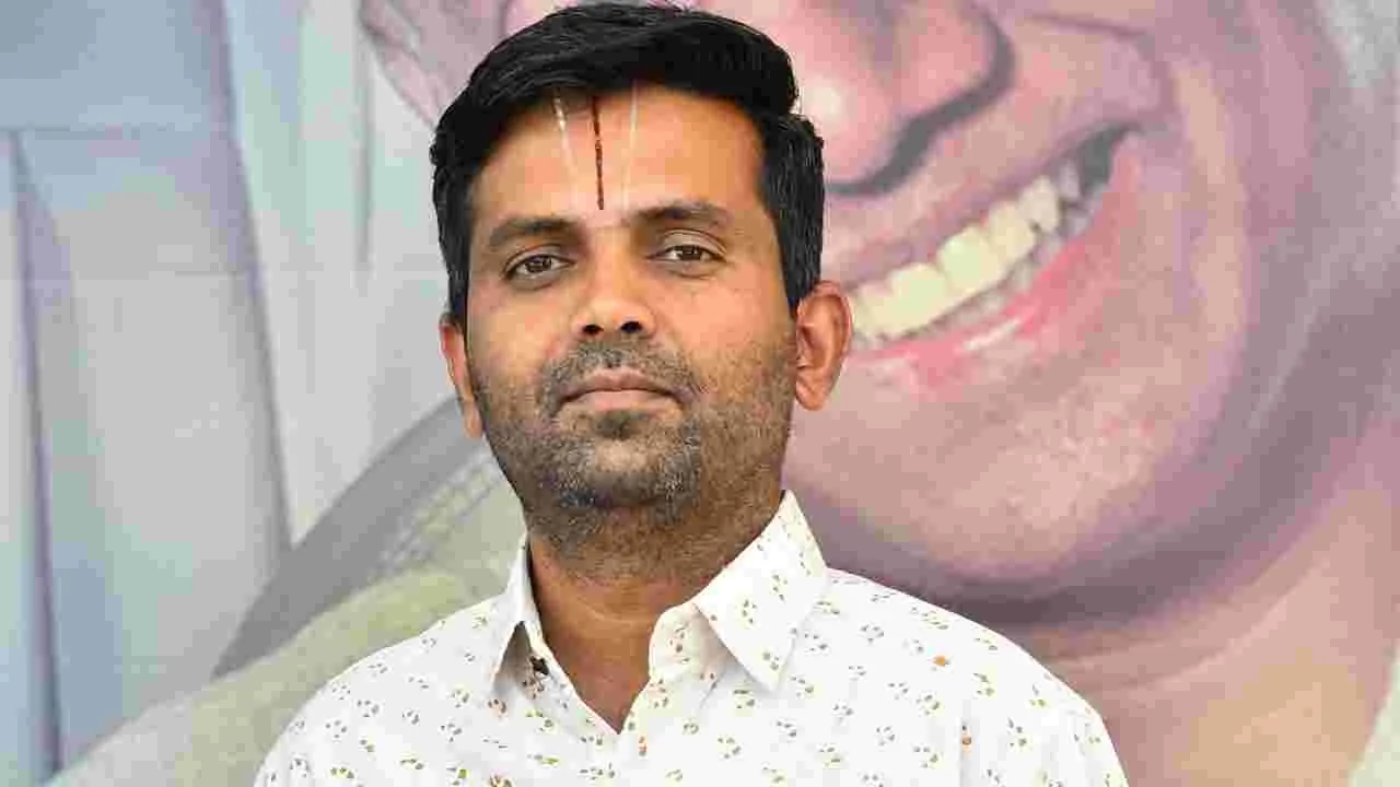 కార్మేని సెల్వం: అప్పుల్లో ఉన్నవారికి ధైర్యాన్నిచ్చే చిత్రం 