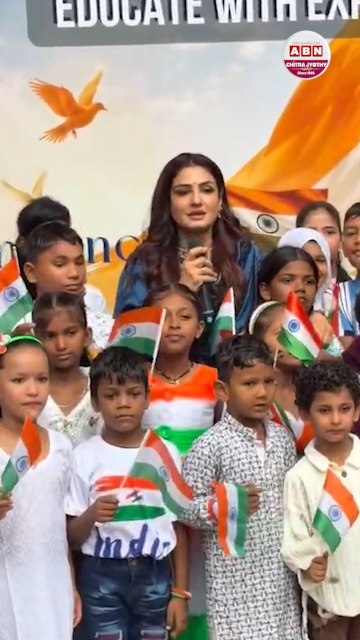 చిన్నారులతో రవీనా టాండన్!