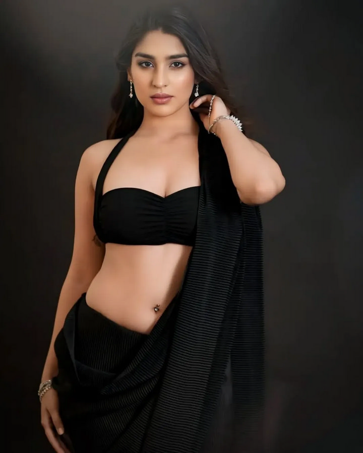 యుక్తి తరేజ గ్లామర్ ట్రీట్‌కు కుర్రకారు ఫిదా!
