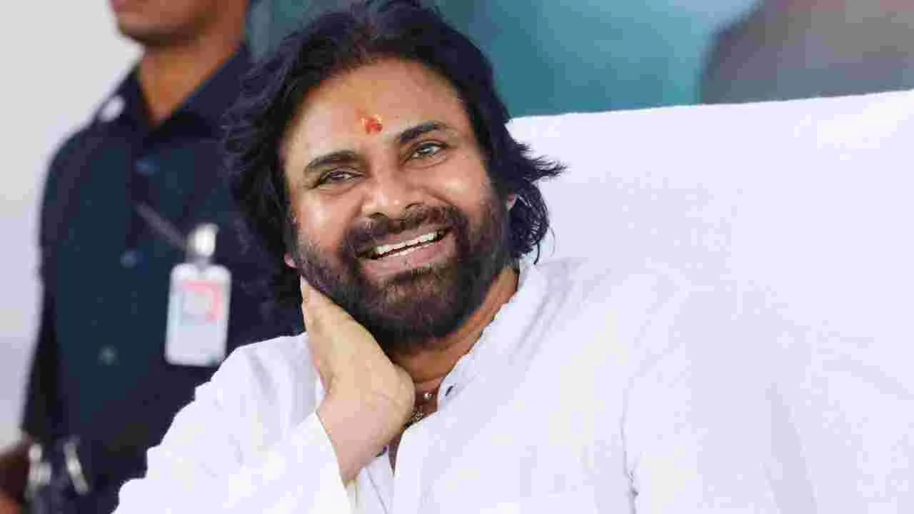 పవన్ కళ్యాణ్ బర్త్ డే అంటేనే పండ గ .. ఈసారి మునుపటి కంటే మిన్నగా పవన్ కళ్యాణ్ బర్త్ డే అంటేనే పండ గ .. ఈసారి మునుపటి కంటే మిన్నగా
