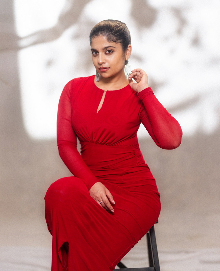 లీస్ట్ ఎలిజిబుల్ బ్యాచ్‌లర్ హీరోయిన్.. ఇంత హాటా?