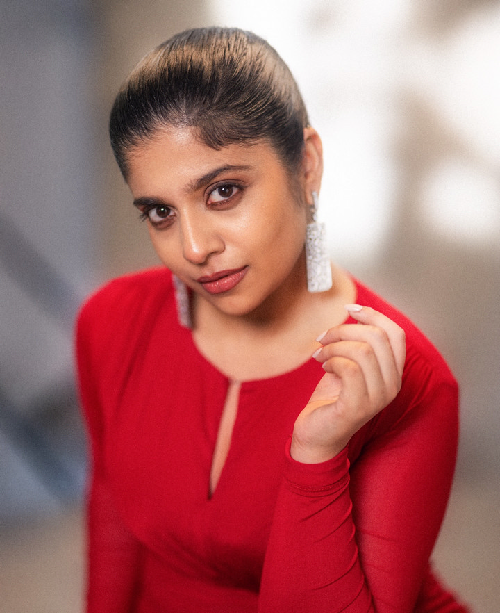 లీస్ట్ ఎలిజిబుల్ బ్యాచ్‌లర్ హీరోయిన్.. ఇంత హాటా?