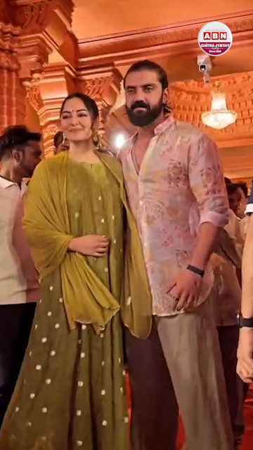 ట్రెడిషనల్ లుక్లో మెరిసిన సోనాక్షి, జహీర్ జోడీ! – movies ట్రెడిషనల్ లుక్లో మెరిసిన సోనాక్షి, జహీర్ జోడీ! – movies
