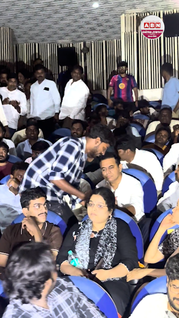 సుదర్శన్ థియేటర్‌లో కేటీఆర్ సందడి!